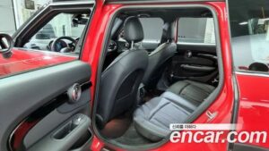 Mini Clubman JCW 2022 года из Южной Кореи