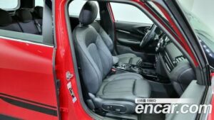 Mini Clubman JCW 2022 года из Южной Кореи