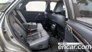 Lexus RX Executive 2021 года из Южной Кореи