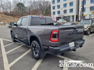 Dodge Ram Pick Up 5.7 2020 года из Южной Кореи