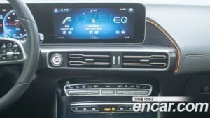 Mercedes-Benz EQC EQC400 4MATIC 2020 года из Южной Кореи