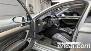 Volkswagen Passat 2.0 TDI Prestige 2021 года из Южной Кореи