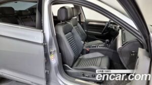 Volkswagen Passat 2.0 TDI Prestige 2021 года из Южной Кореи