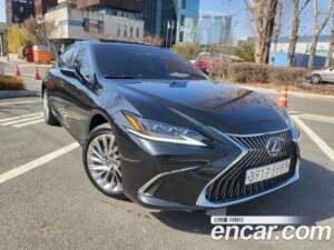 Lexus ES Executive 2020 года из Южной Кореи