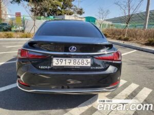 Lexus ES Executive 2020 года из Южной Кореи