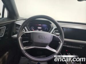 Audi Q4 e-TRON 40 Premium 2022 года из Южной Кореи