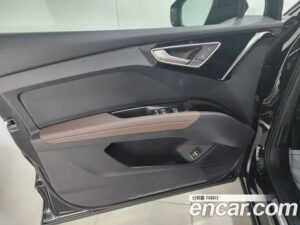Audi Q4 e-TRON 40 Premium 2022 года из Южной Кореи