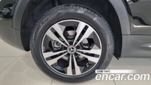 Mercedes-Benz GLB-Class GLB200 d 2023 года из Южной Кореи
