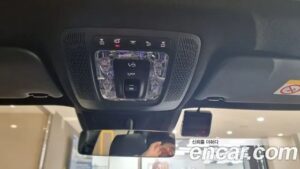 Mercedes-Benz GLB-Class GLB200 d 2023 года из Южной Кореи