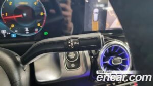 Mercedes-Benz GLB-Class GLB200 d 2023 года из Южной Кореи