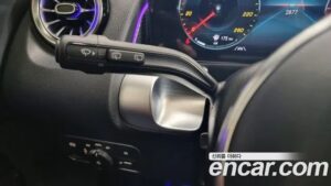 Mercedes-Benz GLB-Class GLB200 d 2023 года из Южной Кореи