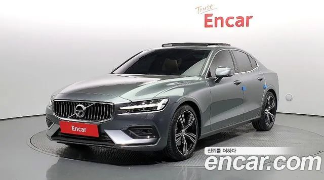 Volvo S60 T5 Inscription 2020 года из Кореи