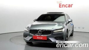 Volvo S60 T5 Inscription 2020 года из Южной Кореи