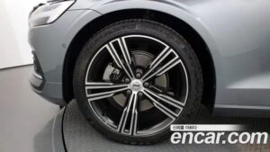 Volvo S60 T5 Inscription 2020 года из Южной Кореи
