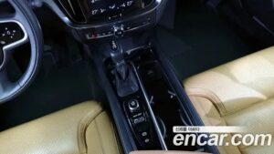 Volvo S60 T5 Inscription 2020 года из Южной Кореи