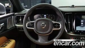 Volvo S60 T5 Inscription 2020 года из Южной Кореи