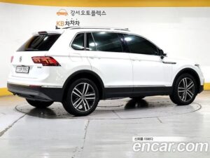 Volkswagen Tiguan 2.0 TDI 4motion Prestige 2021 года из Южной Кореи