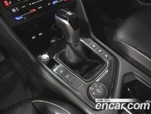 Volkswagen Tiguan 2.0 TDI 4motion Prestige 2021 года из Южной Кореи