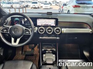 Mercedes-Benz GLB-Class GLB220 2021 года из Южной Кореи