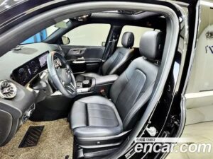 Mercedes-Benz GLB-Class GLB220 2021 года из Южной Кореи