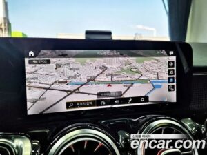 Mercedes-Benz GLB-Class GLB220 2021 года из Южной Кореи