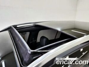 Mercedes-Benz GLB-Class GLB220 2021 года из Южной Кореи