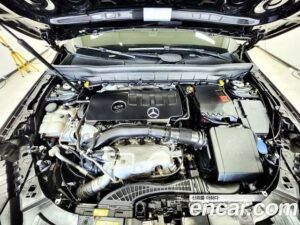 Mercedes-Benz GLB-Class GLB220 2021 года из Южной Кореи