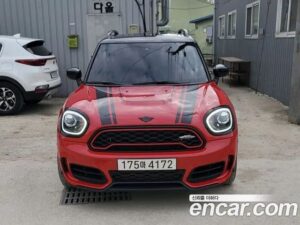 Mini Countryman JCW 2020 года из Южной Кореи