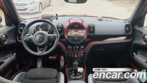 Mini Countryman JCW 2020 года из Южной Кореи