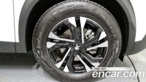 Peugeot 2008 1.5 BlueHDi ALLURE 2022 года из Южной Кореи
