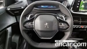 Peugeot 2008 1.5 BlueHDi ALLURE 2022 года из Южной Кореи
