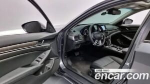 Honda Accord 2.0 HYBRID Touring 2022 года из Южной Кореи
