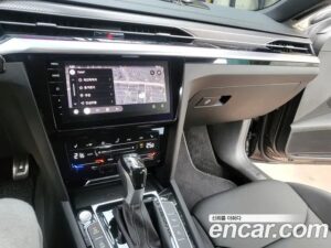 Volkswagen Arteon 2.0 TDI R-LINE 4motion 2022 года из Южной Кореи