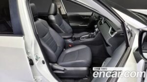 Toyota RAV4 2.5 2WD HYBRID 2022 года из Южной Кореи