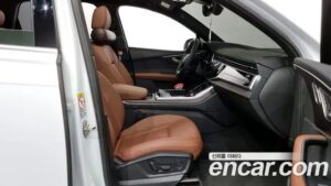 Audi Q7 45 TDI 4WD Premium 2021 года из Южной Кореи