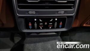 Audi Q7 45 TDI 4WD Premium 2021 года из Южной Кореи
