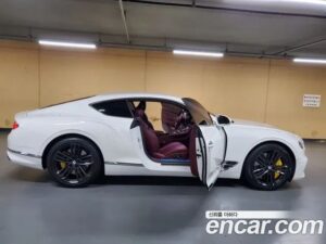 Bentley Continental 6.0 GT 2019 года из Южной Кореи