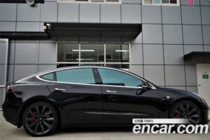 Tesla Model 3 Performance 2020 года из Южной Кореи