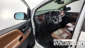 Toyota Sienna 3.5 AWD 2020 года из Южной Кореи