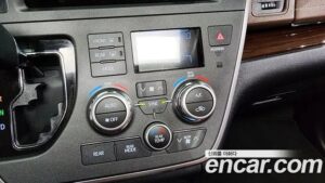 Toyota Sienna 3.5 AWD 2020 года из Южной Кореи