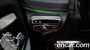 Mercedes-Benz G-Class G400 d 2022 года из Южной Кореи