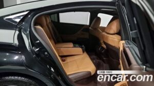Lexus ES Executive 2021 года из Южной Кореи