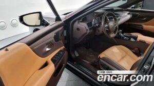 Lexus ES Executive 2021 года из Южной Кореи