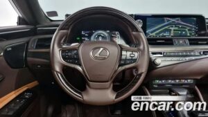 Lexus ES Executive 2021 года из Южной Кореи