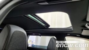 Peugeot 5008 1.5 BlueHDi GT Line 2021 года из Южной Кореи