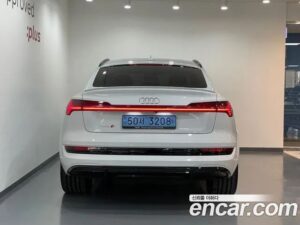 Audi e-tron S Sportback 2022 года из Южной Кореи