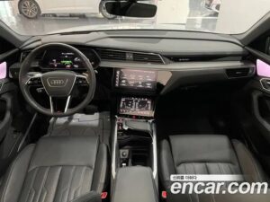 Audi e-tron S Sportback 2022 года из Южной Кореи