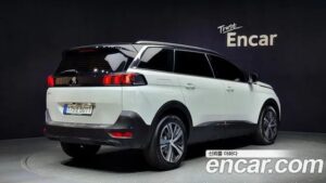 Peugeot 5008 1.2 Pure Tech ALLURE 2022 года из Южной Кореи