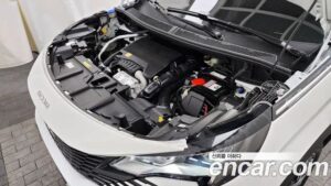 Peugeot 5008 1.2 Pure Tech ALLURE 2022 года из Южной Кореи