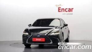 Lexus ES Luxury Plus 2021 года из Южной Кореи